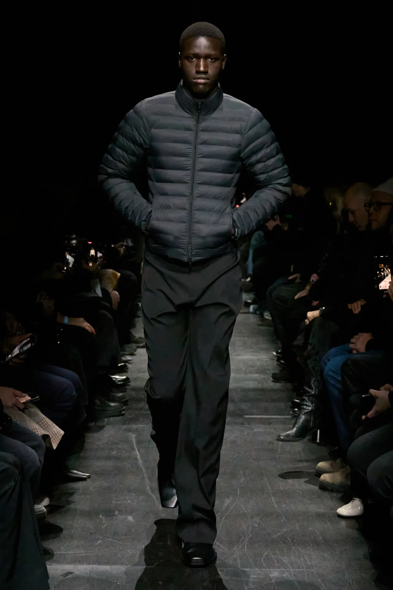 00011-balenciaga-fall-2025-ready-to-wear-credit-gorunway