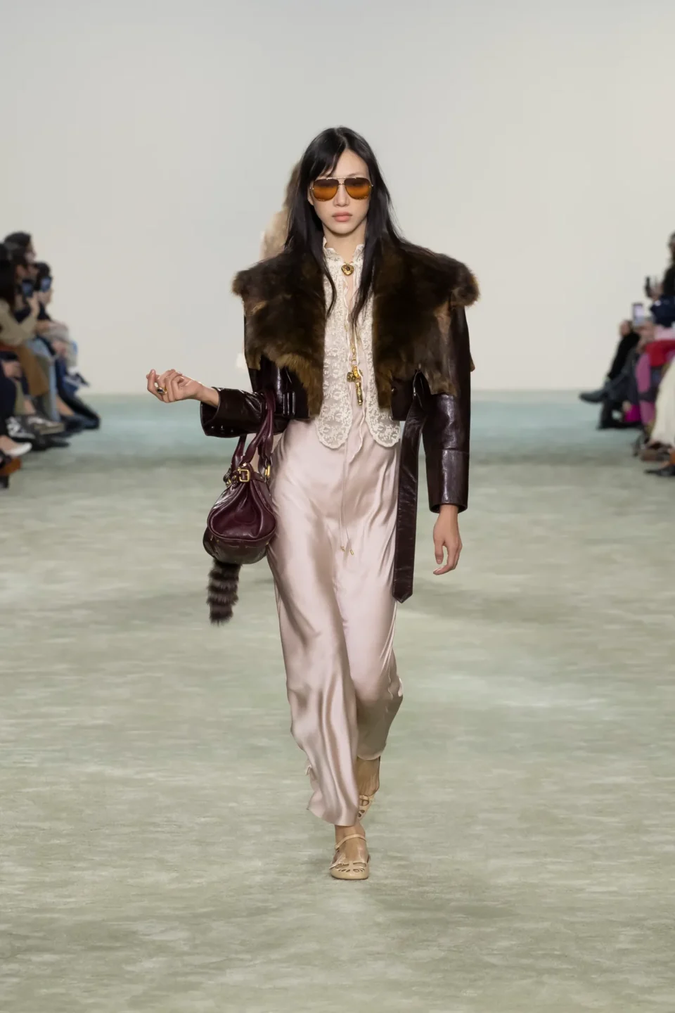 00013-chloe-fall-2025-ready-to-wear-credit-brand