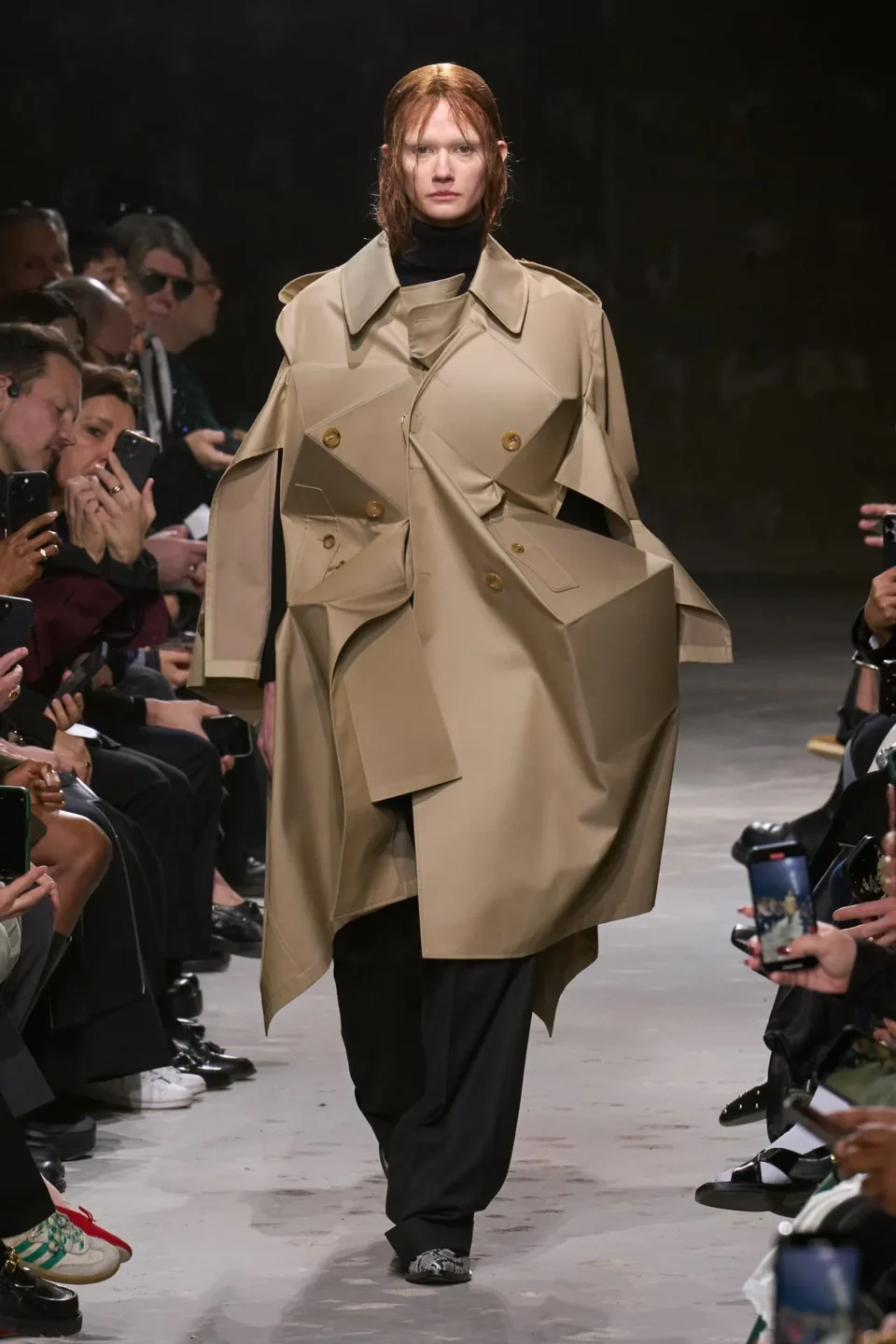 00014-junya-watanabe-fall-2025-ready-to-wear-credit-gorunway