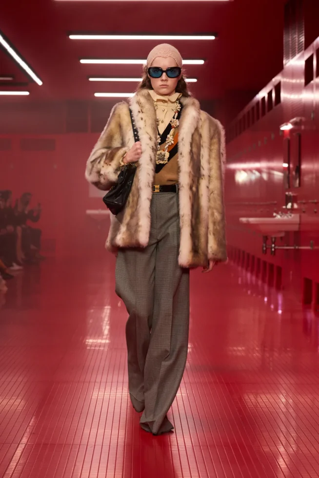 00014-valentino-fall-2025-ready-to-wear-credit-gorunway