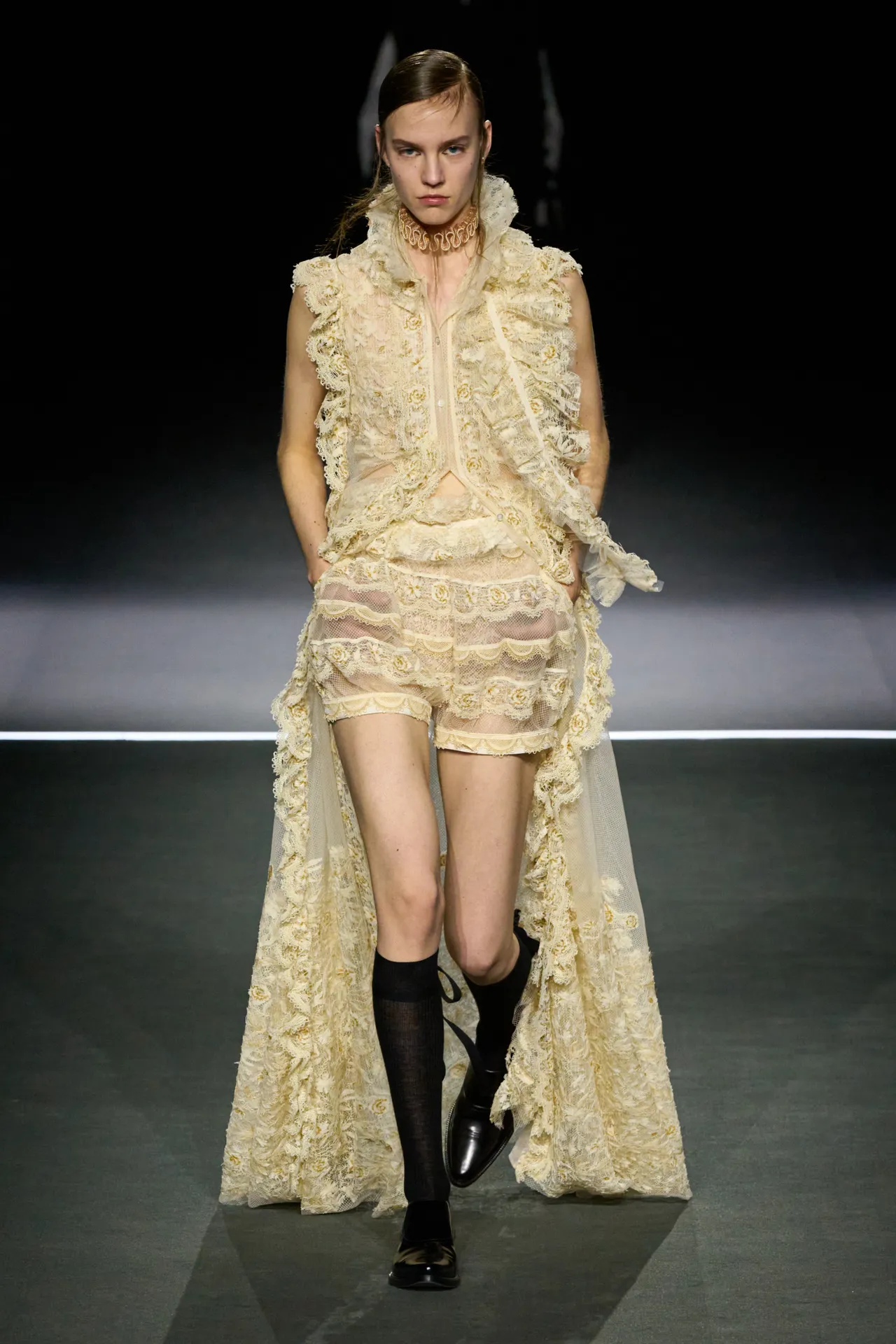 00015-christian-dior-fall-2025-ready-to-wear-credit-gorunway