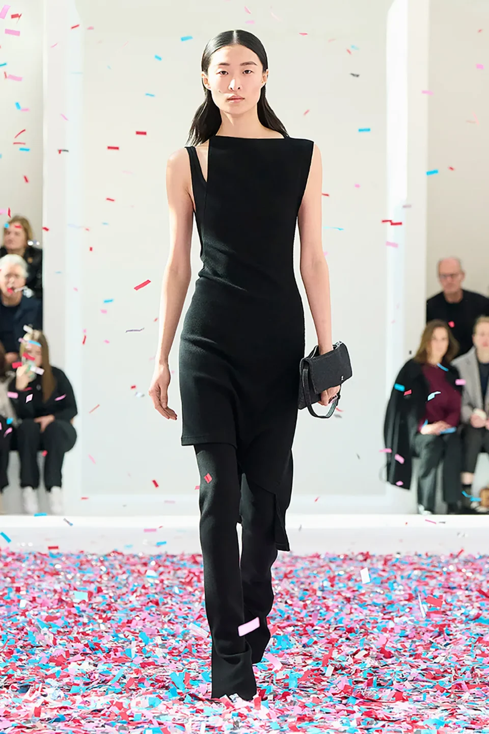 00015-courreges-fall-2025-ready-to-wear-credit-brand