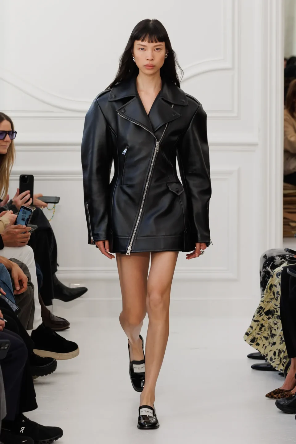 00015-givenchy-fall-2025-ready-to-wear-credit-brand