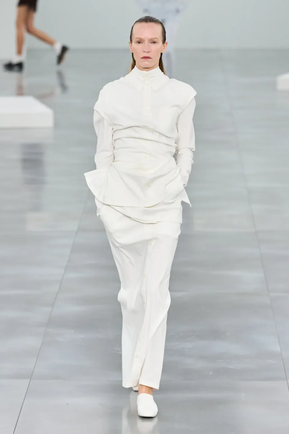 00015-issey-miyake-fall-2025-ready-to-wear-credit-gorunway