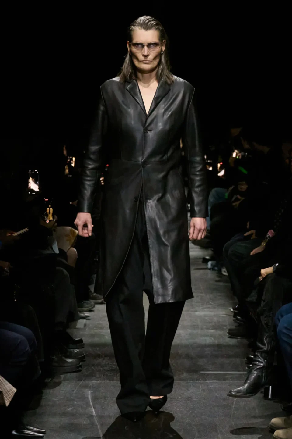 00016-balenciaga-fall-2025-ready-to-wear-credit-gorunway
