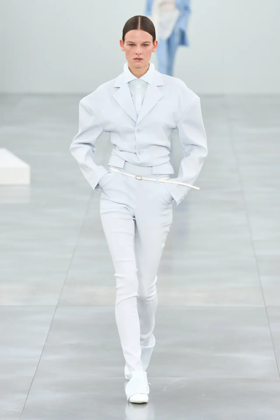 00016-issey-miyake-fall-2025-ready-to-wear-credit-gorunway