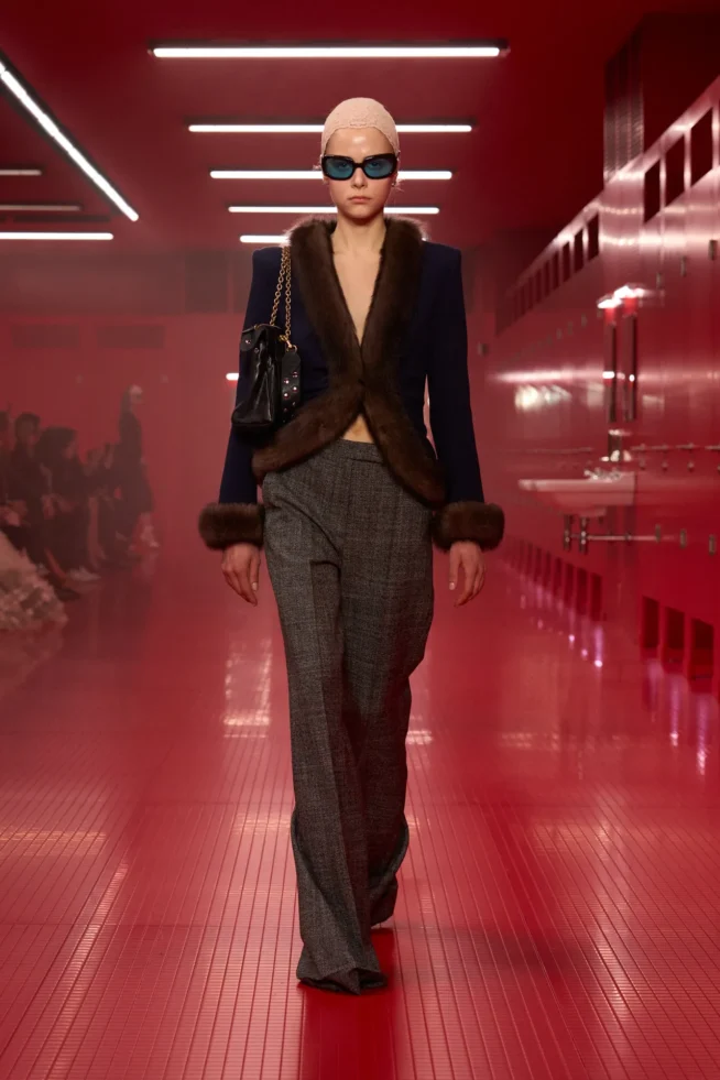 00016-valentino-fall-2025-ready-to-wear-credit-gorunway