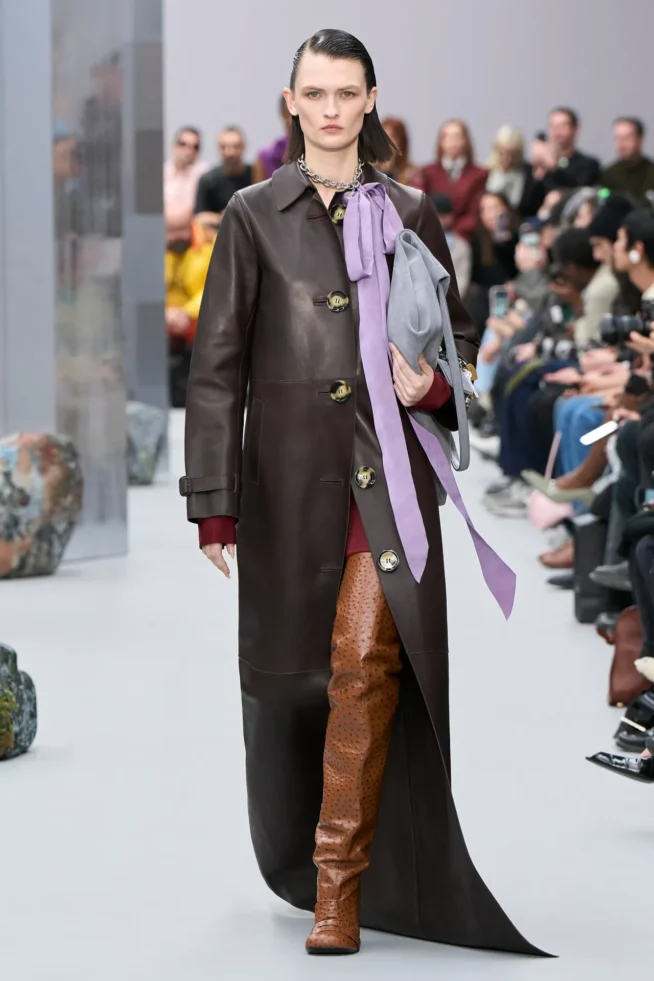 00018-acne-studios-fall-2025-ready-to-wear-credit-gorunway