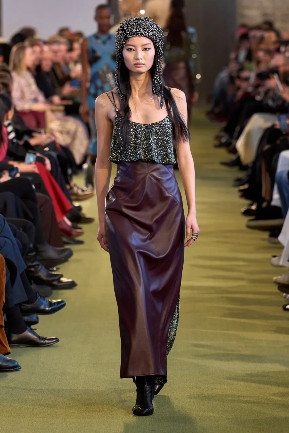 00018-rabanne-fall-2025-ready-to-wear-credit-gorunway