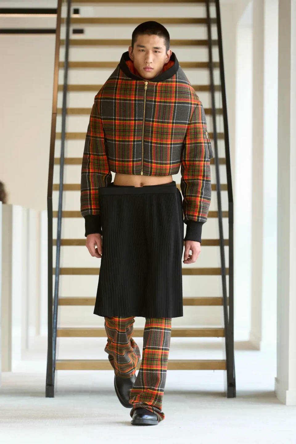 00019-duran-lantink-fall-2025-ready-to-wear-credit-gorunway
