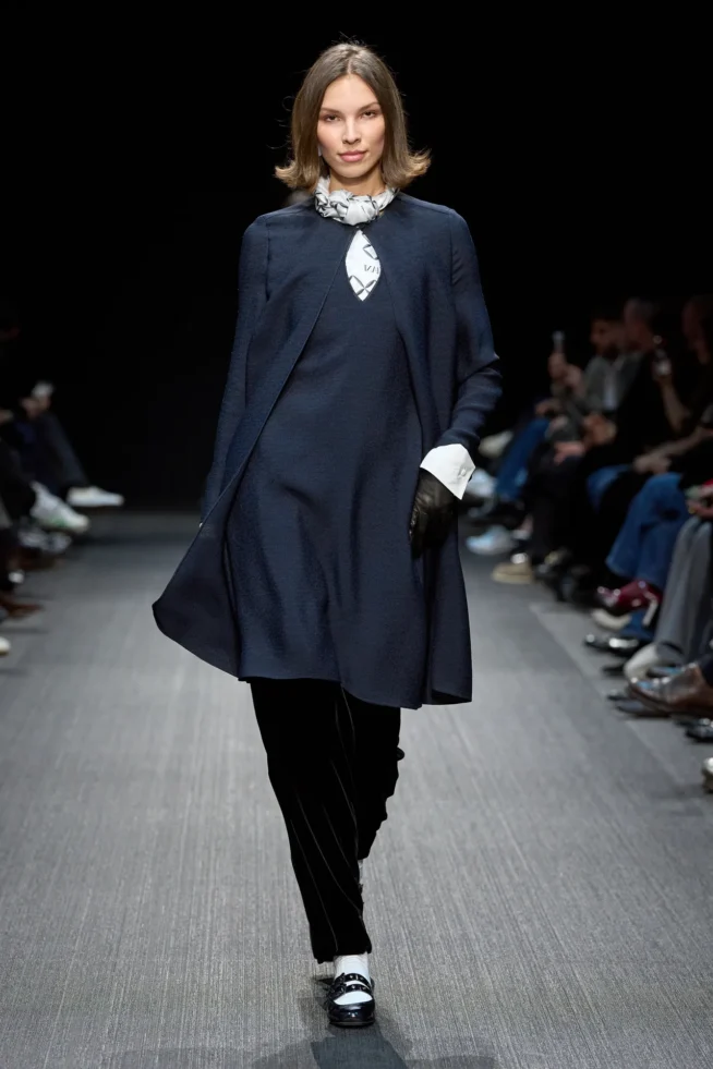 00019-emporio-armani-fall-2025-ready-to-wear-credit-gorunway