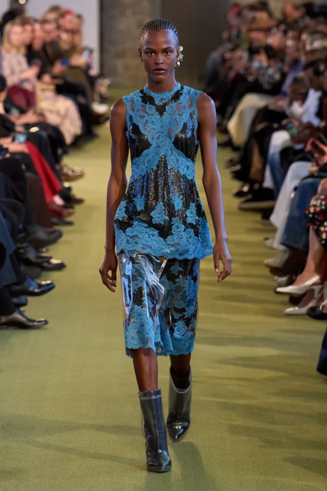 00019-rabanne-fall-2025-ready-to-wear-credit-gorunway