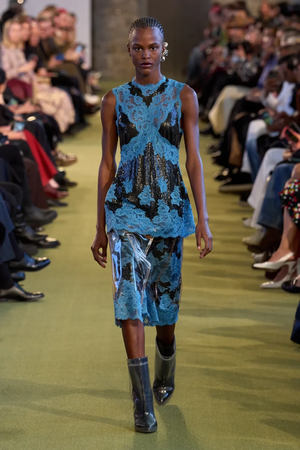 00019-rabanne-fall-2025-ready-to-wear-credit-gorunway