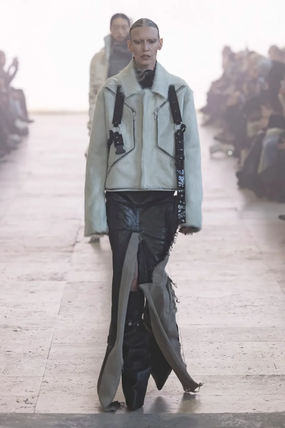 00019-rick-owens-fall-2025-ready-to-wear-credit-brand