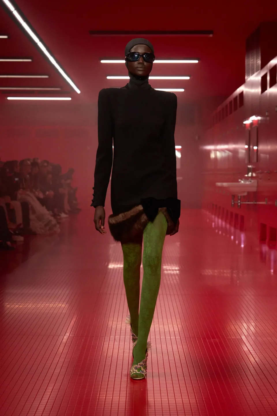 00021-valentino-fall-2025-ready-to-wear-credit-gorunway