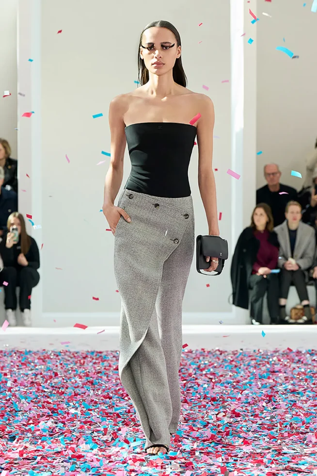 00022-courreges-fall-2025-ready-to-wear-credit-brand