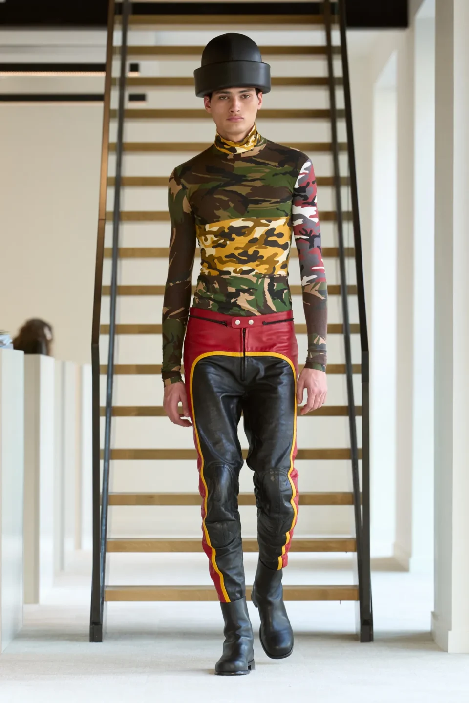 00022-duran-lantink-fall-2025-ready-to-wear-credit-gorunway