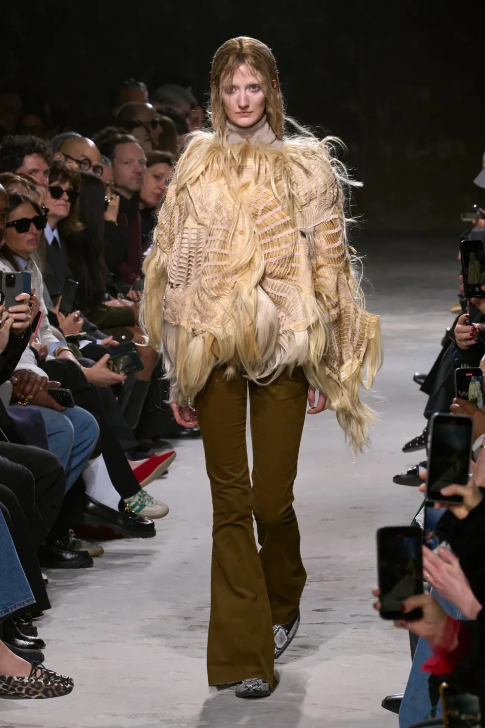 00022-junya-watanabe-fall-2025-ready-to-wear-credit-gorunway
