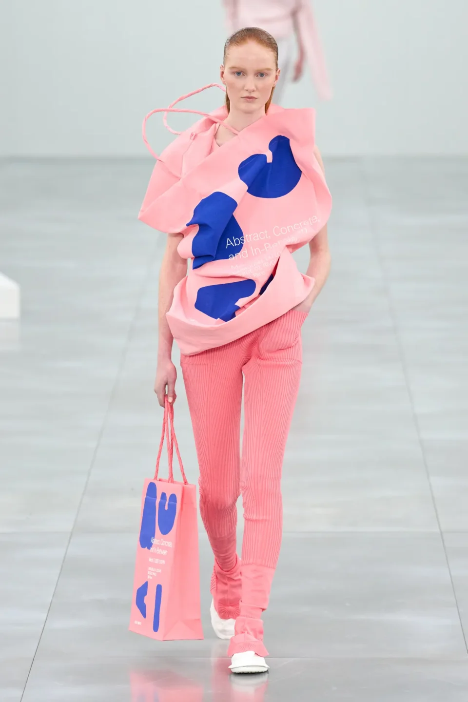 00023-issey-miyake-fall-2025-ready-to-wear-credit-gorunway