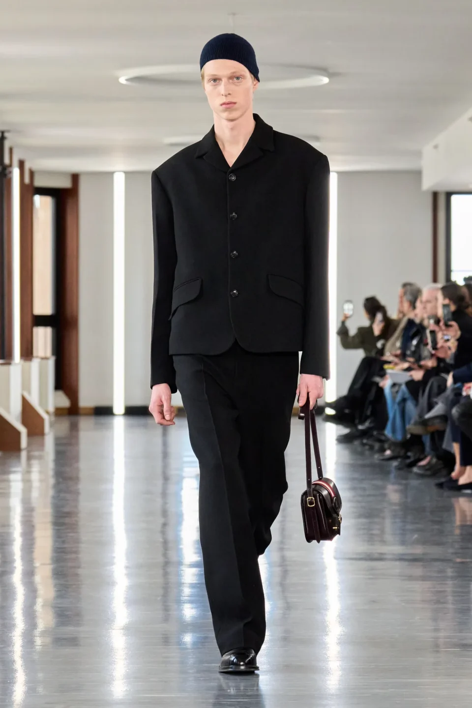 00024-bally-fall-2025-ready-to-wear-credit-gorunway