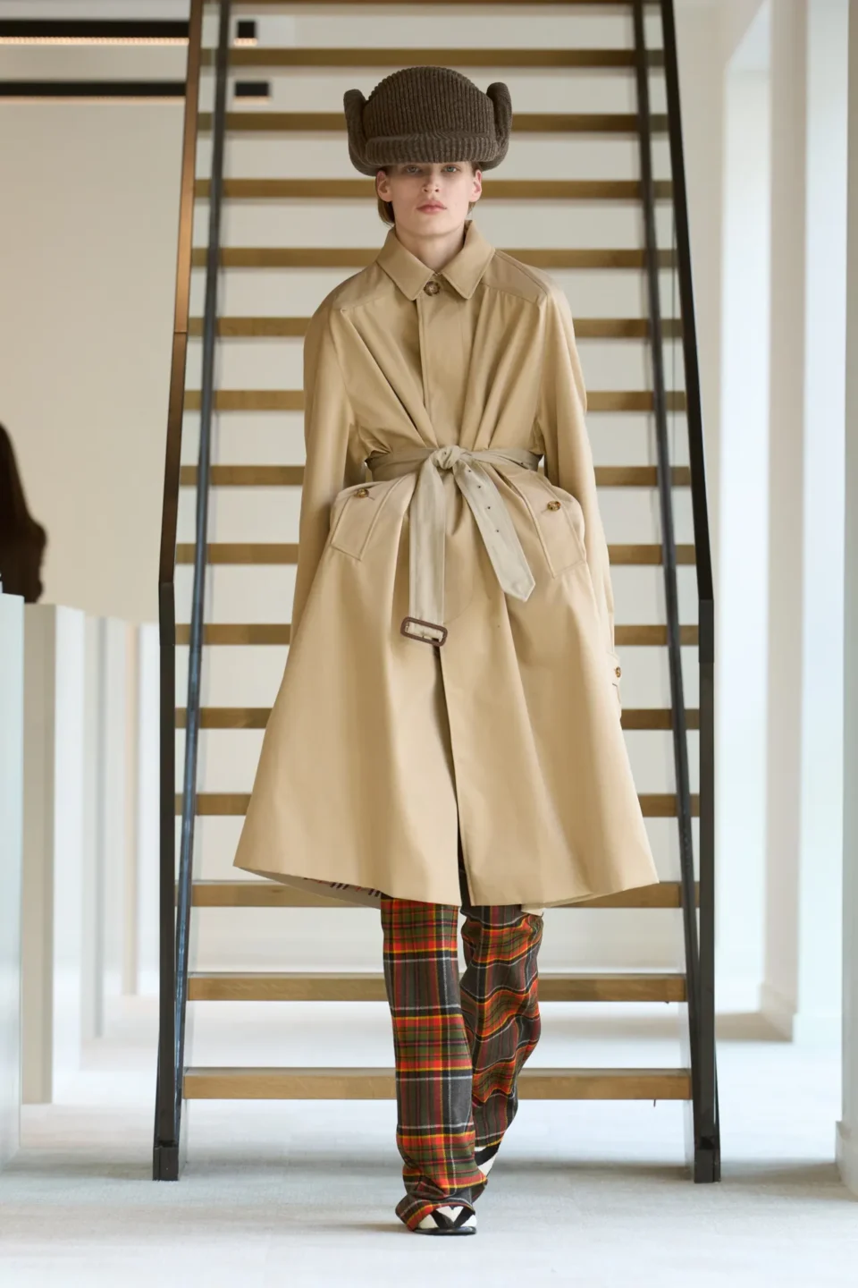 00024-duran-lantink-fall-2025-ready-to-wear-credit-gorunway