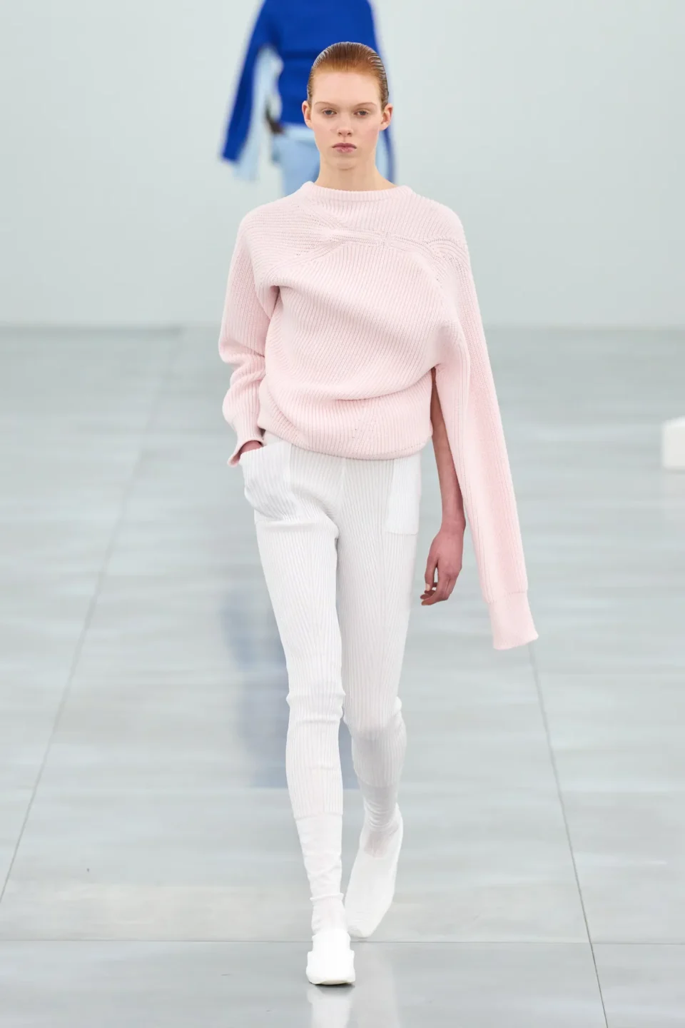 00024-issey-miyake-fall-2025-ready-to-wear-credit-gorunway