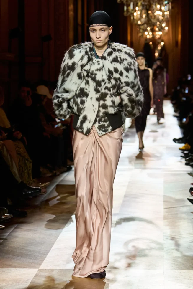 00025-dries-van-noten-fall-2025-ready-to-wear-credit-gorunway