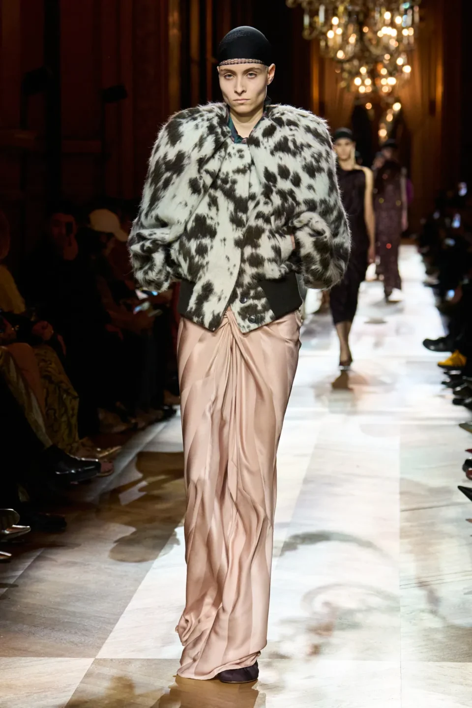00025-dries-van-noten-fall-2025-ready-to-wear-credit-gorunway