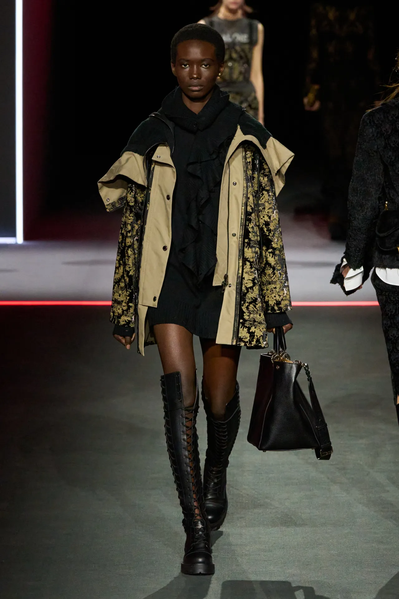 00026-christian-dior-fall-2025-ready-to-wear-credit-gorunway