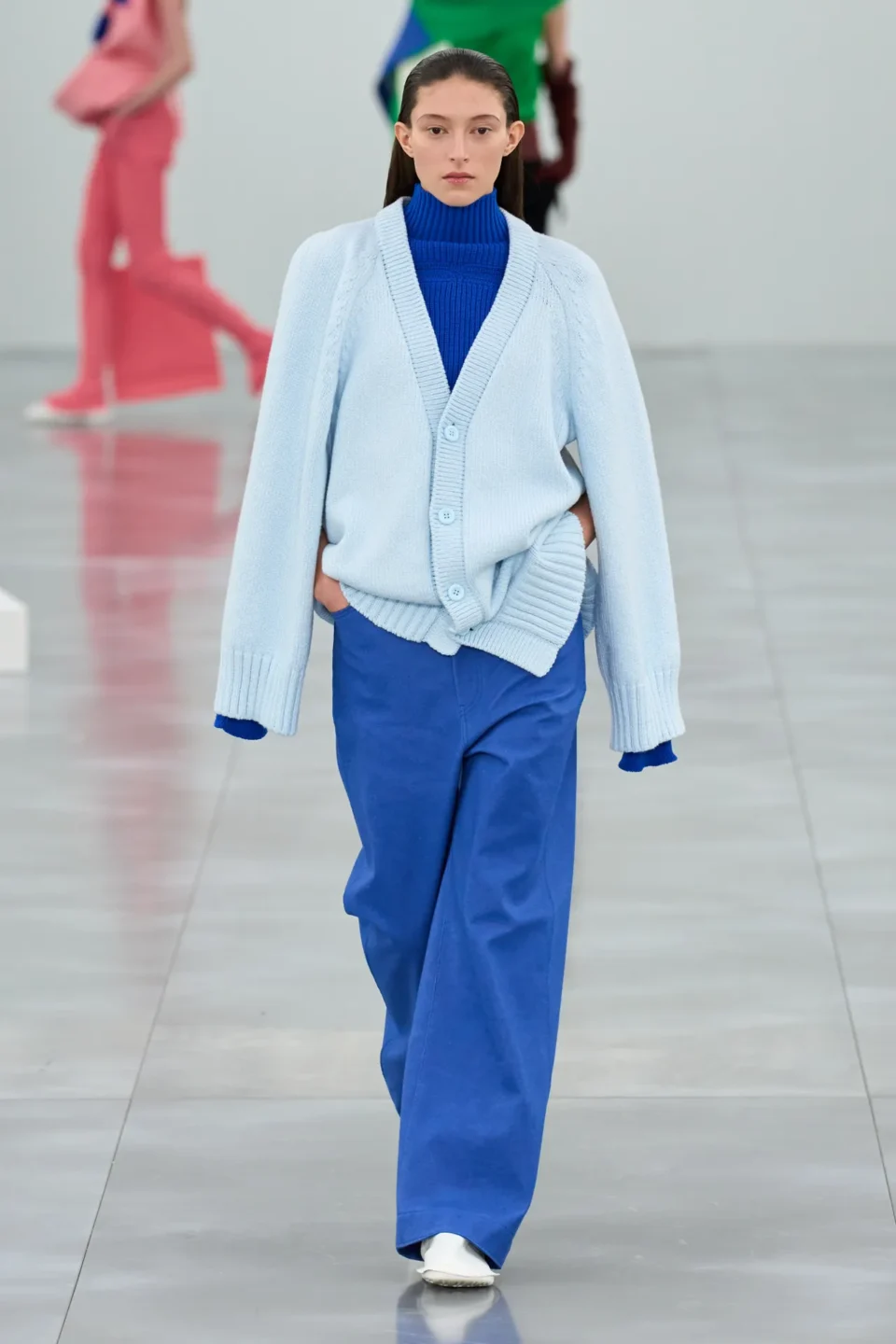 00026-issey-miyake-fall-2025-ready-to-wear-credit-gorunway