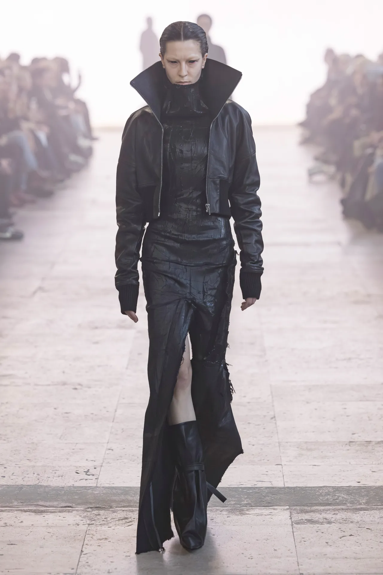 00026-rick-owens-fall-2025-ready-to-wear-credit-brand