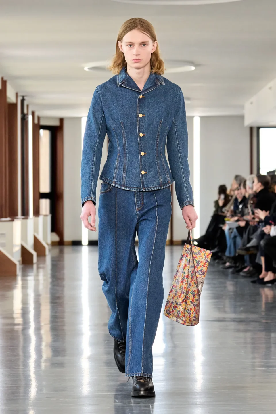 00027-bally-fall-2025-ready-to-wear-credit-gorunway