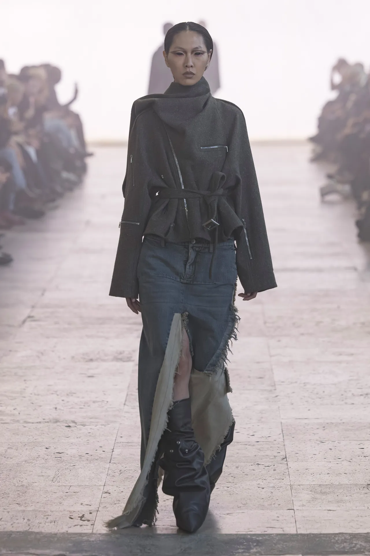 00027-rick-owens-fall-2025-ready-to-wear-credit-brand