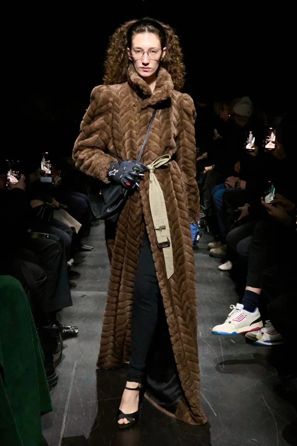 00028-balenciaga-fall-2025-ready-to-wear-credit-gorunway