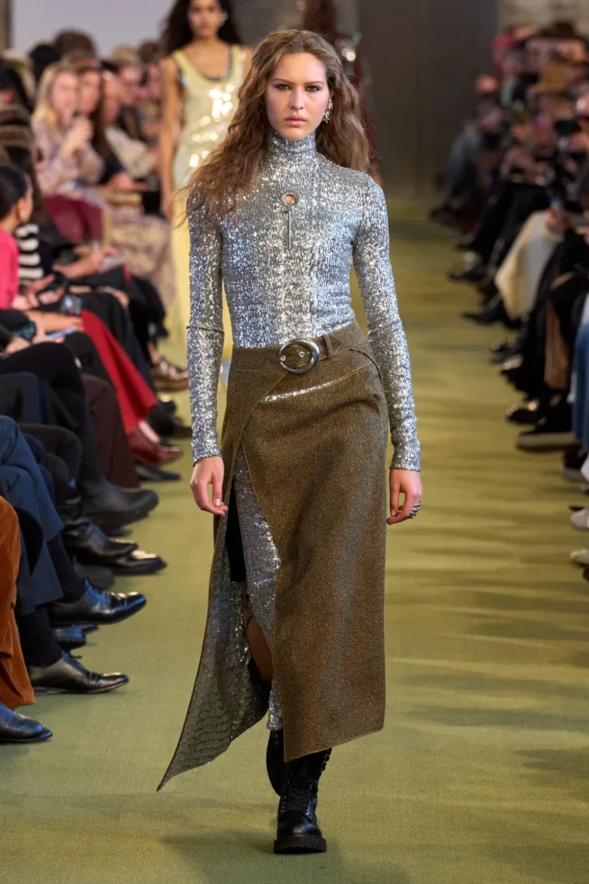 00028-rabanne-fall-2025-ready-to-wear-credit-gorunway