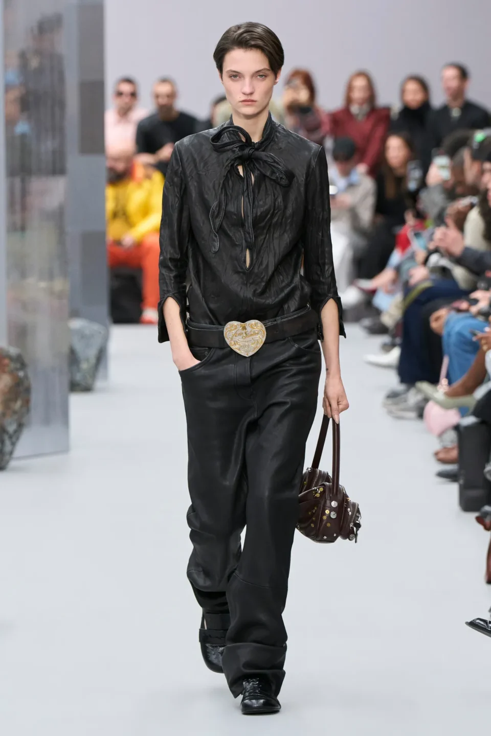00030-acne-studios-fall-2025-ready-to-wear-credit-gorunway
