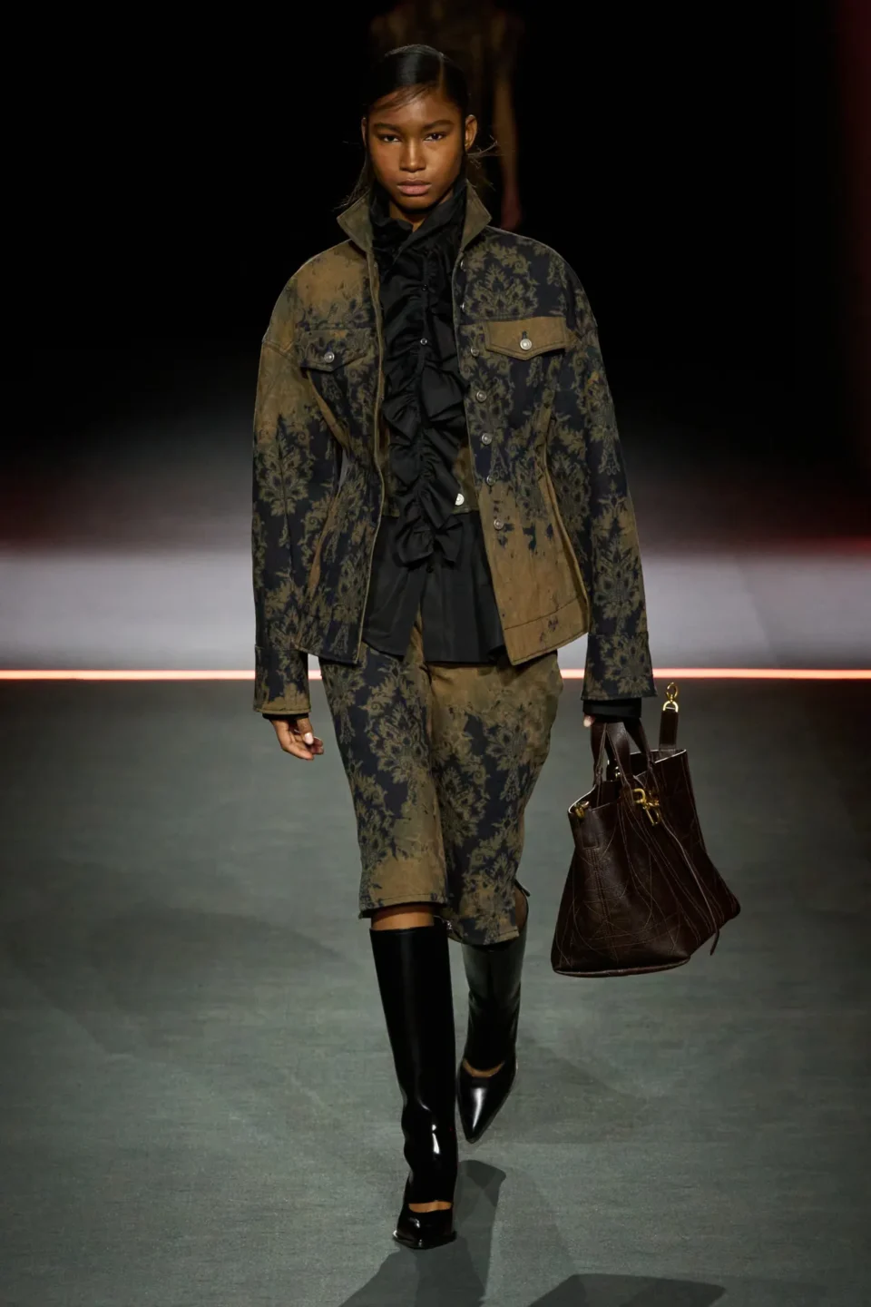 00031-christian-dior-fall-2025-ready-to-wear-credit-gorunway