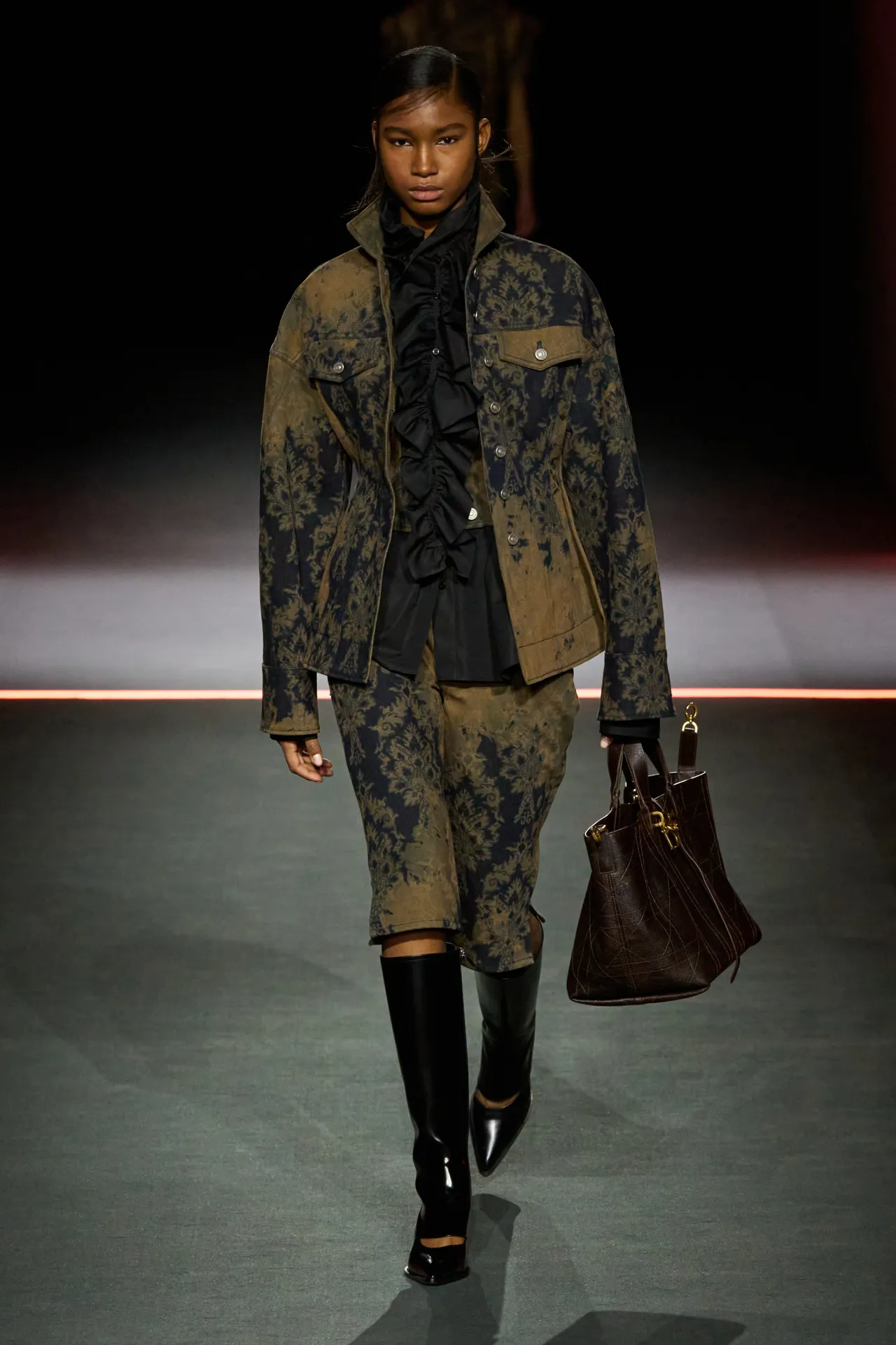 00031-christian-dior-fall-2025-ready-to-wear-credit-gorunway