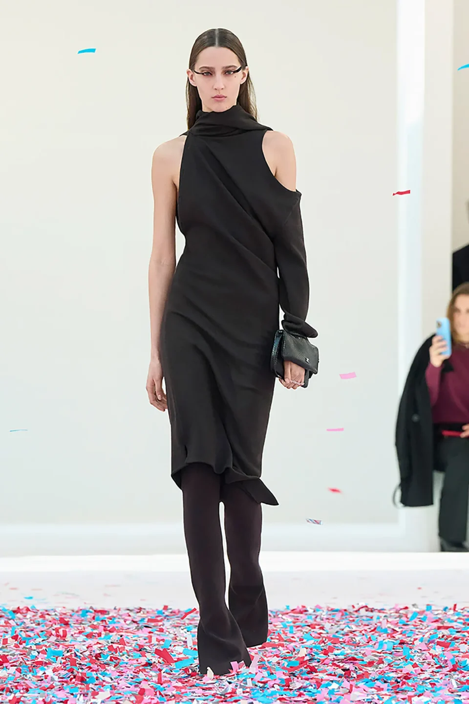 00031-courreges-fall-2025-ready-to-wear-credit-brand