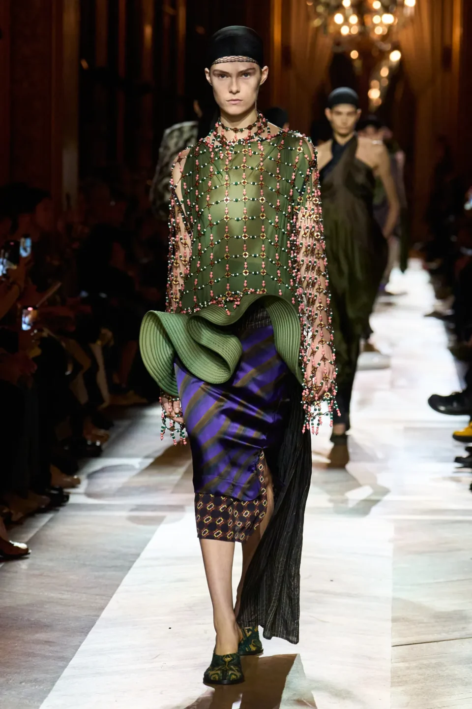 00031-dries-van-noten-fall-2025-ready-to-wear-credit-gorunway
