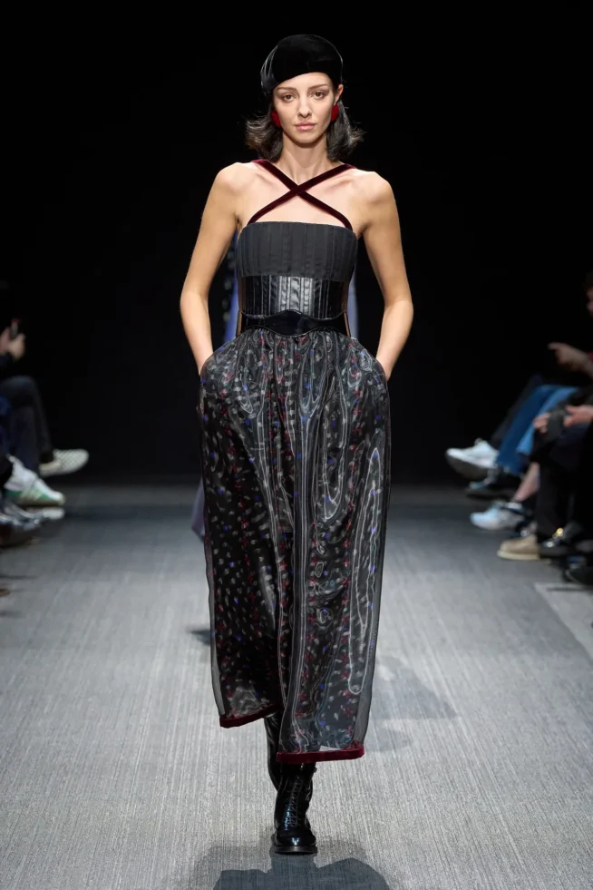 00031-emporio-armani-fall-2025-ready-to-wear-credit-gorunway