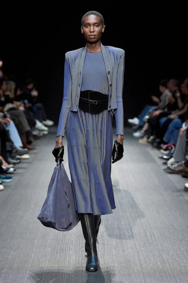 00032-emporio-armani-fall-2025-ready-to-wear-credit-gorunway