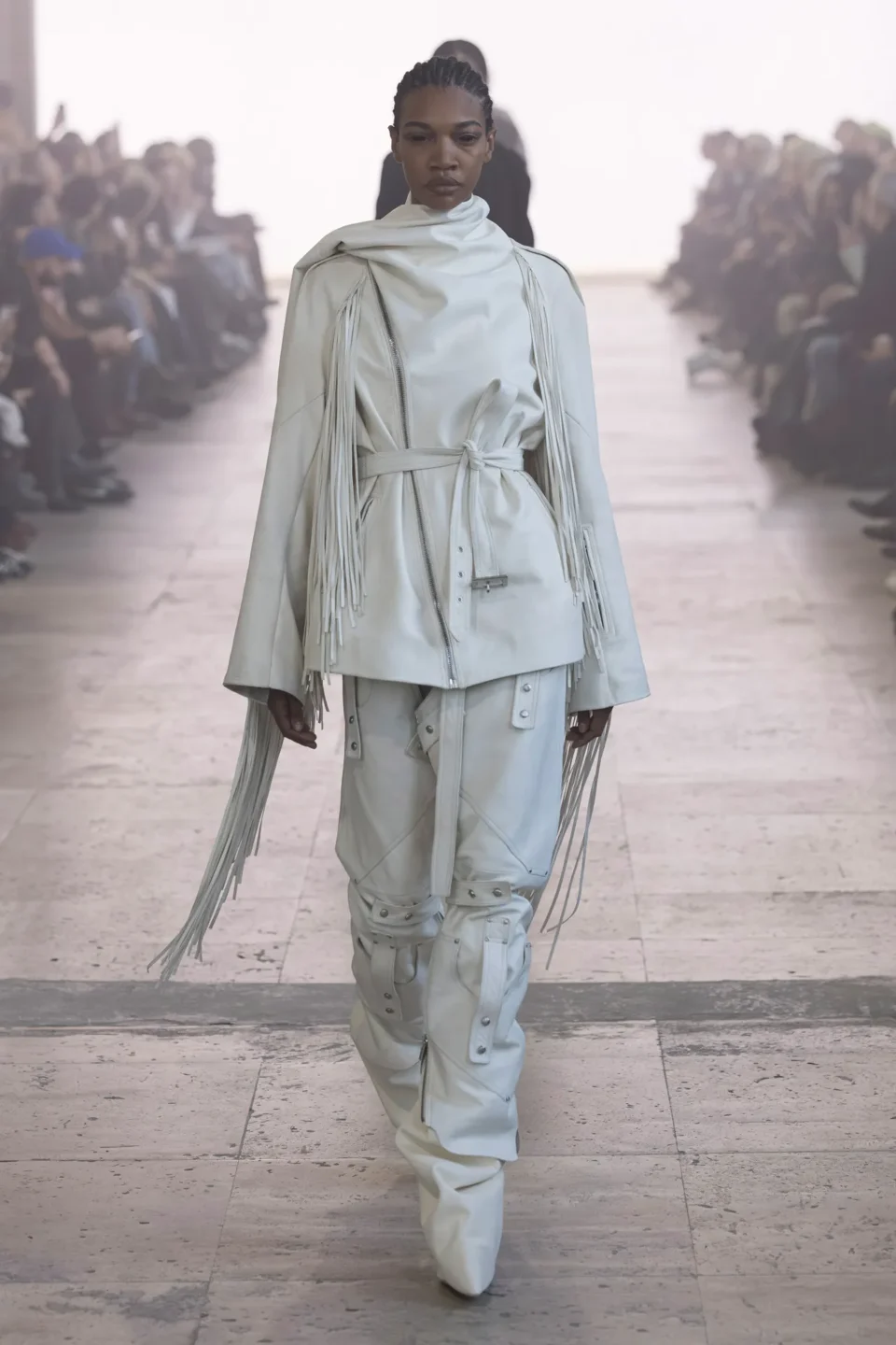 00032-rick-owens-fall-2025-ready-to-wear-credit-brand