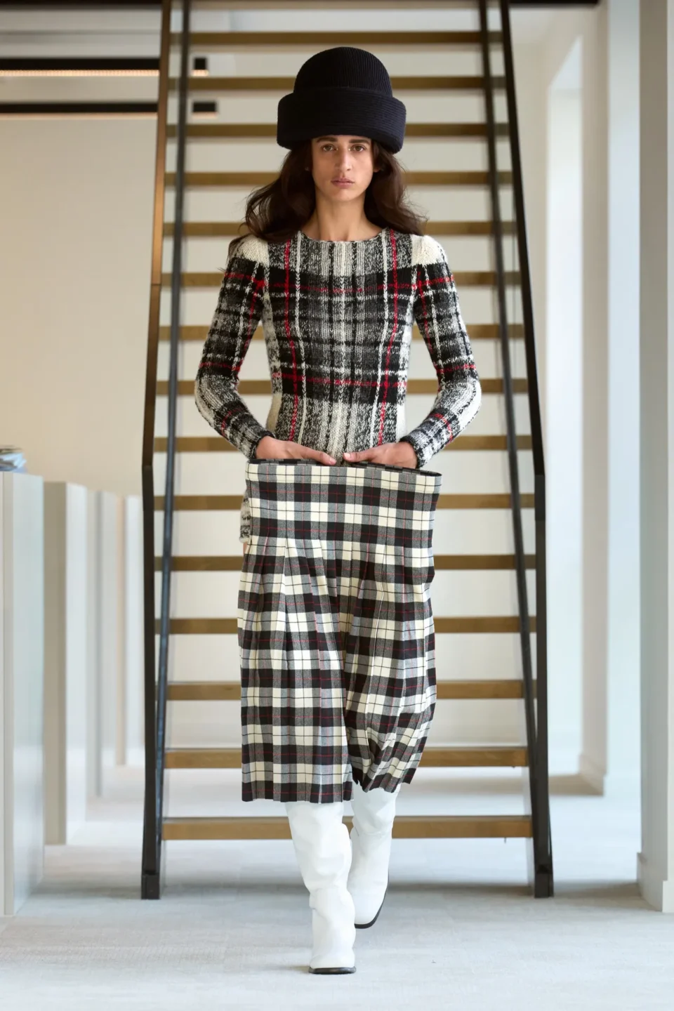 00033-duran-lantink-fall-2025-ready-to-wear-credit-gorunway