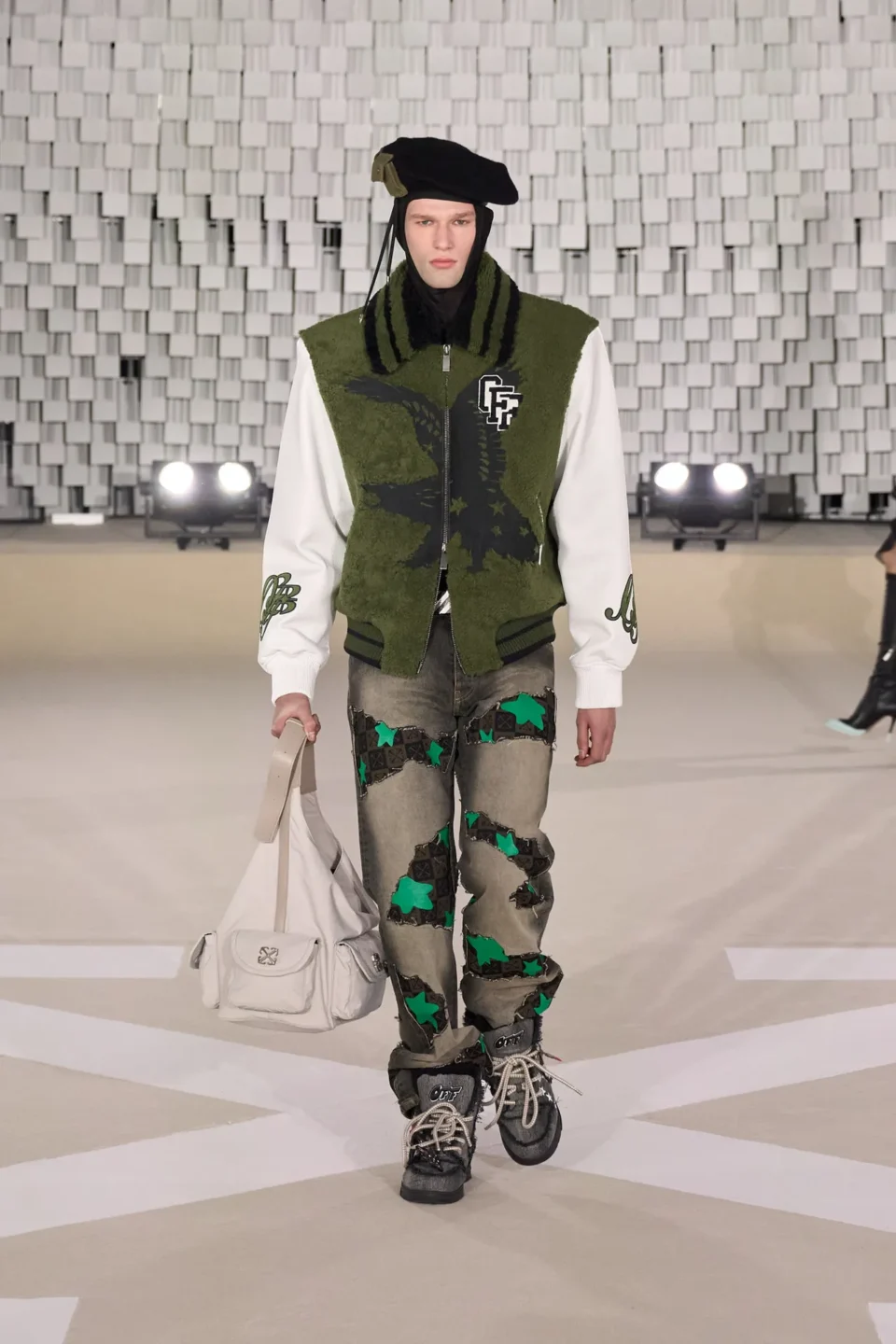 00033-off-white-fall-2025-ready-to-wear-credit-gorunway