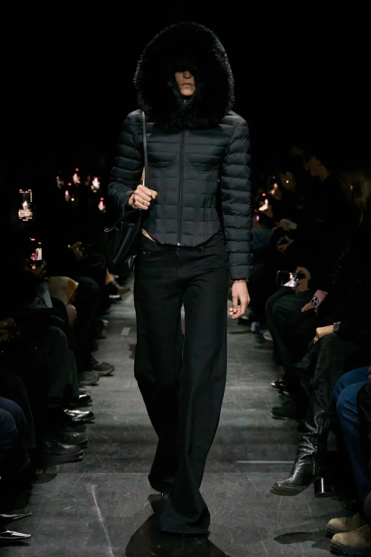 00034-balenciaga-fall-2025-ready-to-wear-credit-gorunway