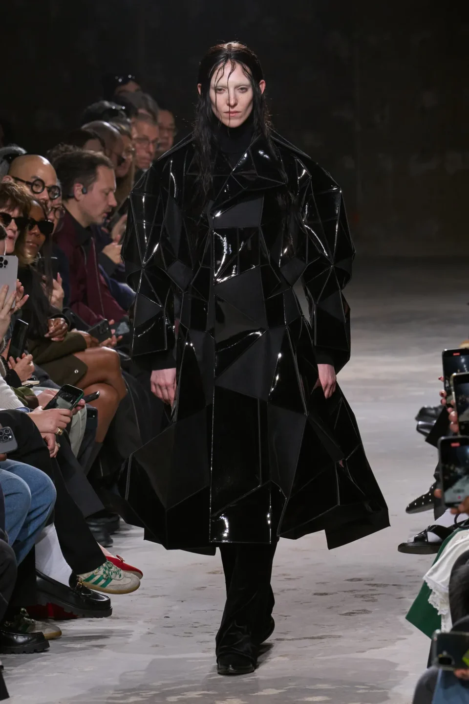 00034-junya-watanabe-fall-2025-ready-to-wear-credit-gorunway
