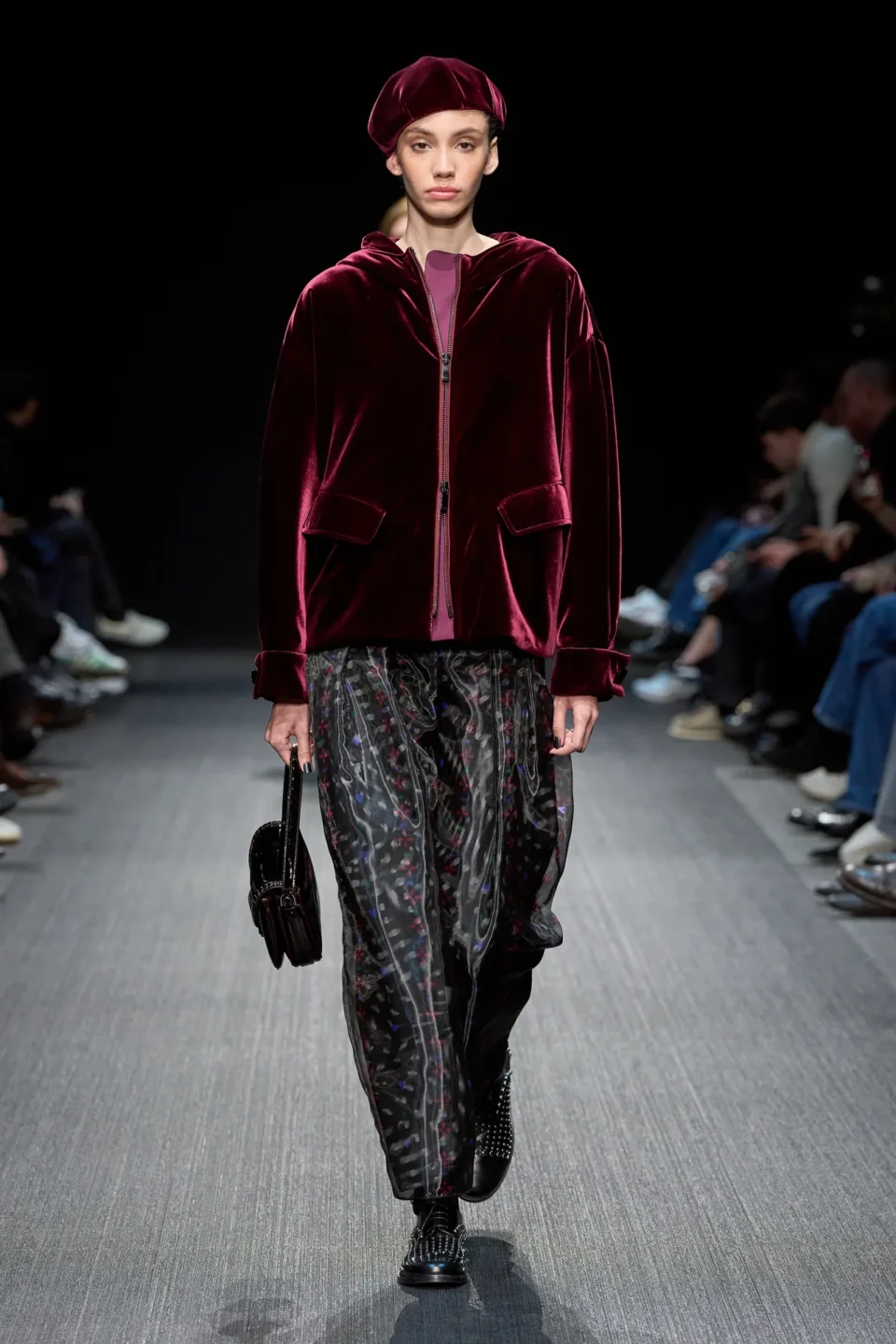 00036-emporio-armani-fall-2025-ready-to-wear-credit-gorunway