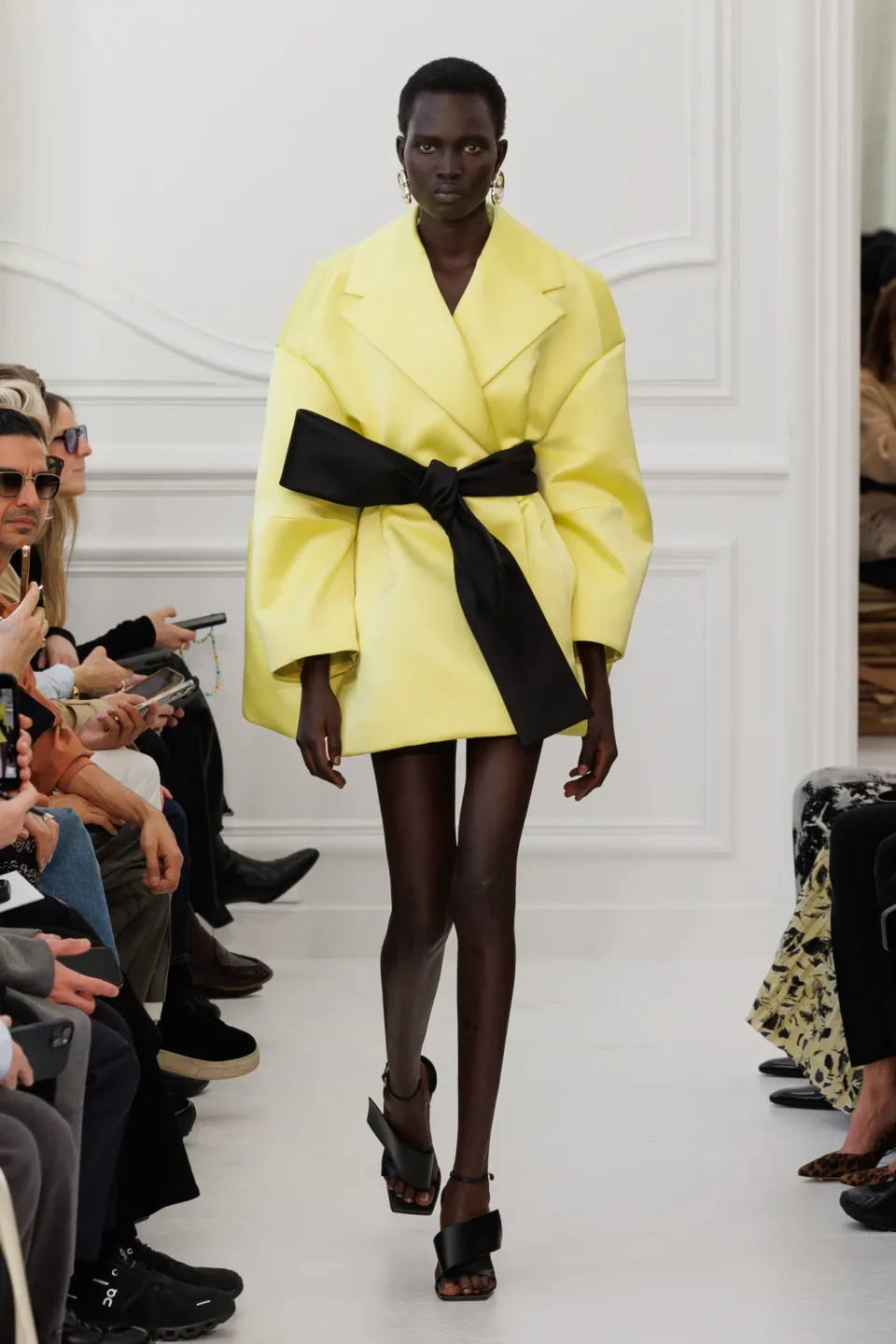 00036-givenchy-fall-2025-ready-to-wear-credit-brand