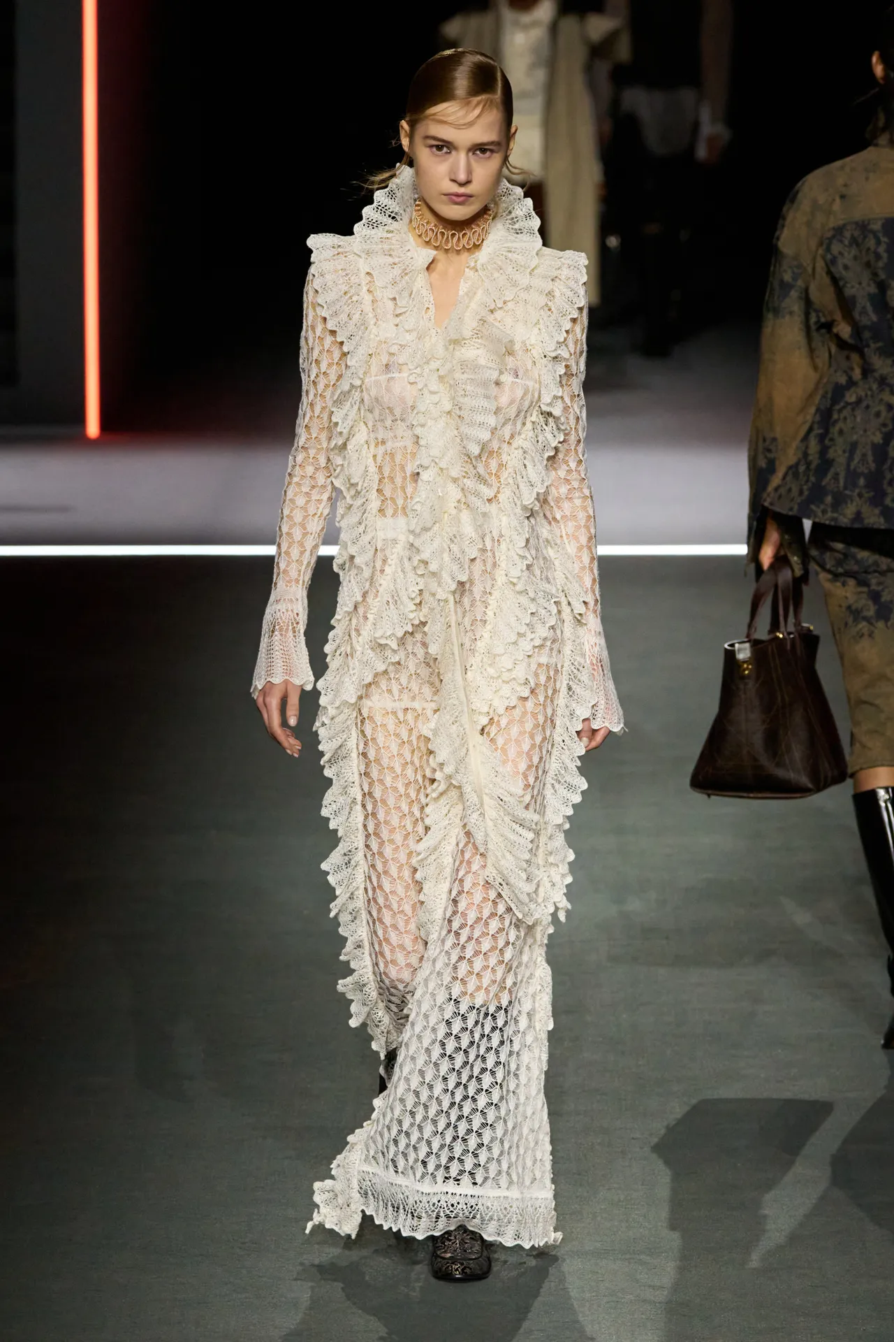00037-christian-dior-fall-2025-ready-to-wear-credit-gorunway